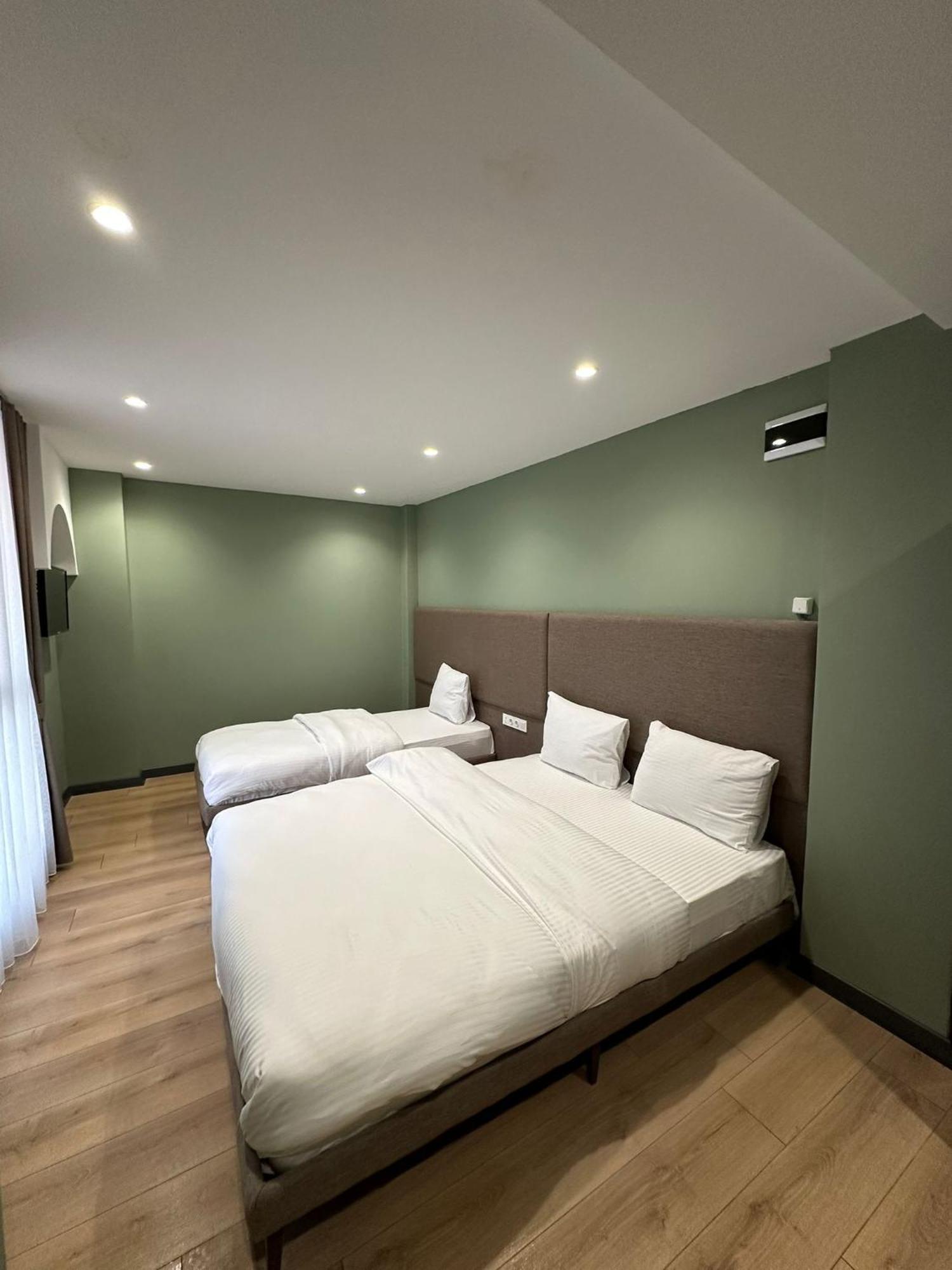Heaven Inn Airport Hotel Arnavutkoy Exteriör bild